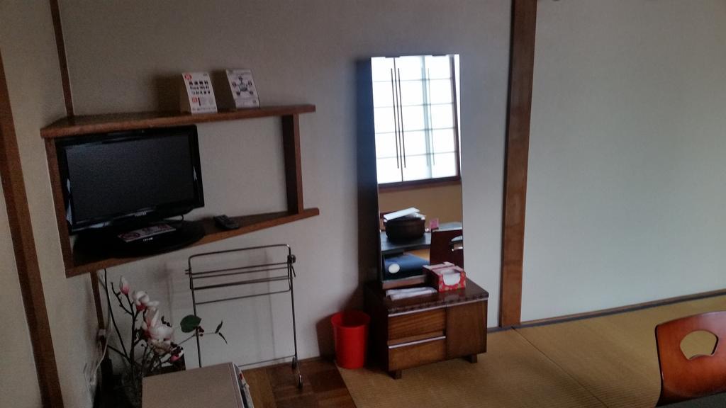 Henmi Ryokan Hakodate Værelse billede