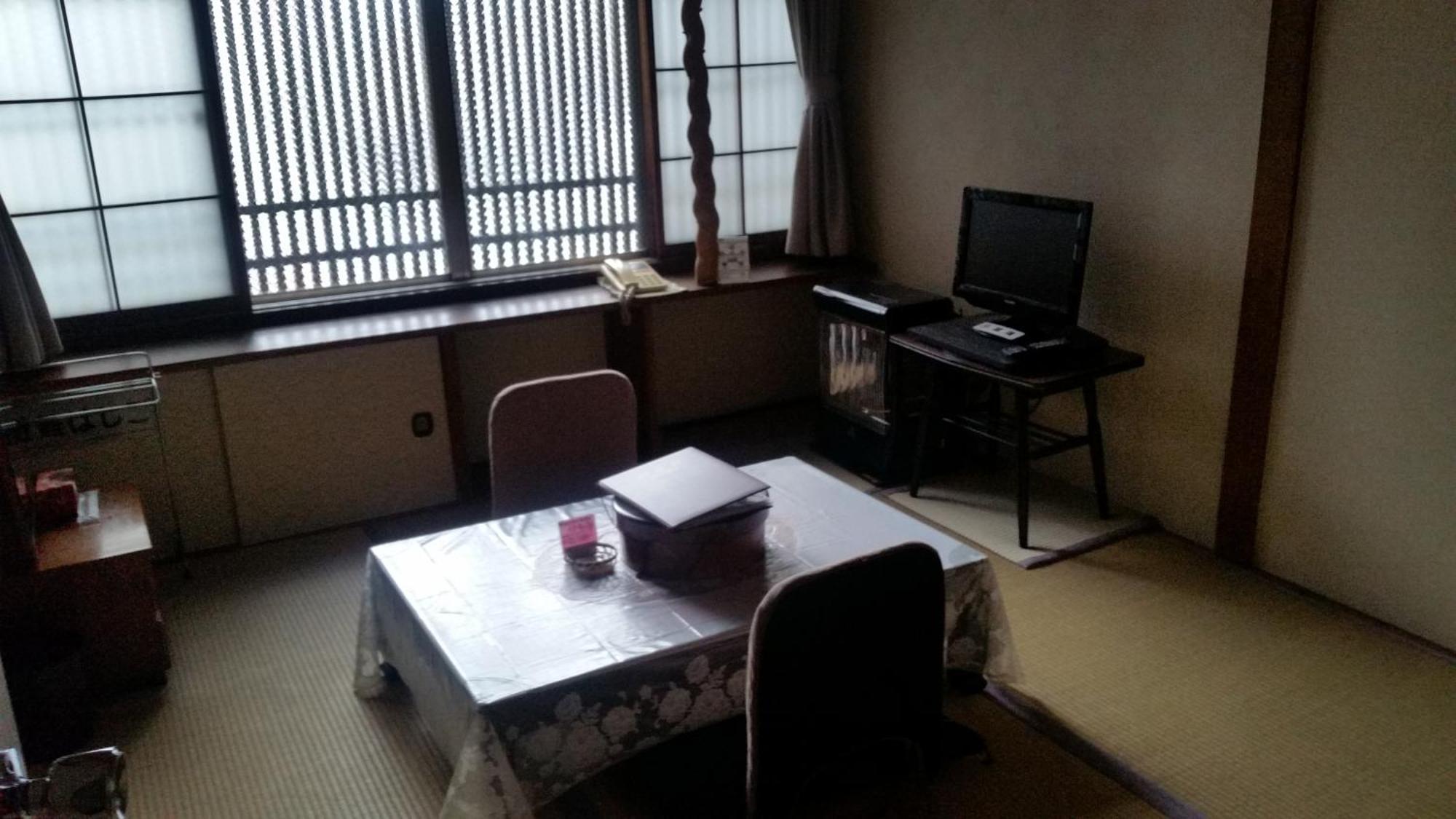 Henmi Ryokan Hakodate Værelse billede